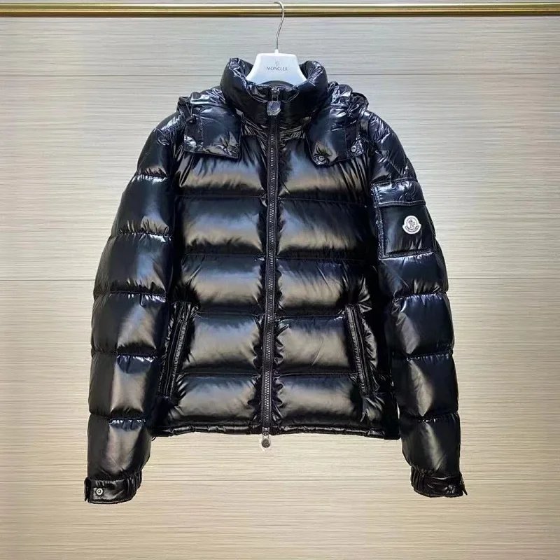 Moncler黑色-白标 Moncler黑色-白标