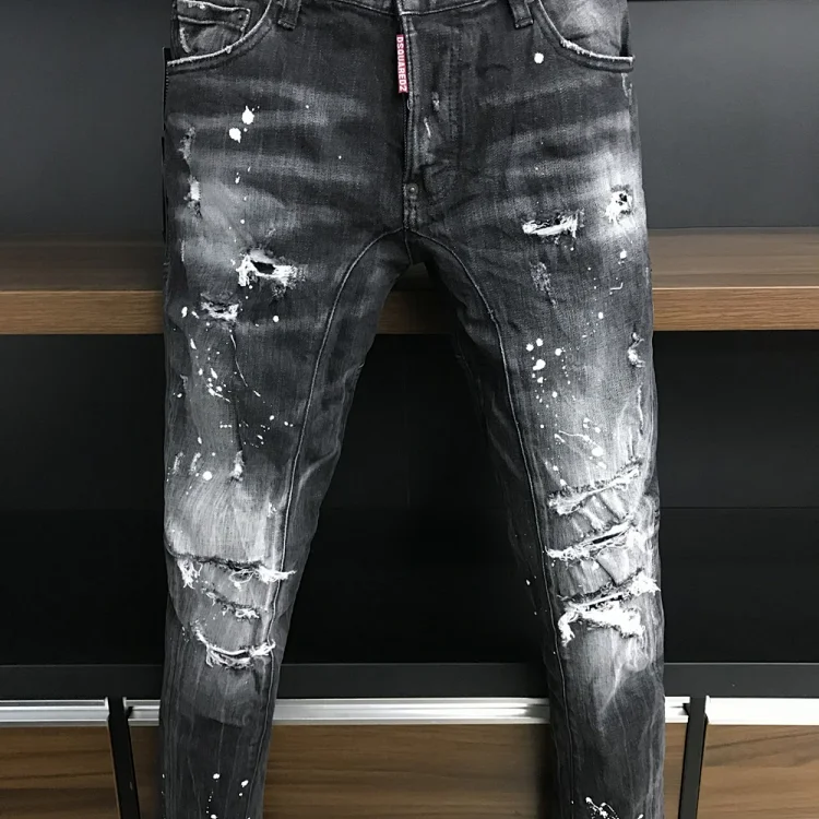 4 4