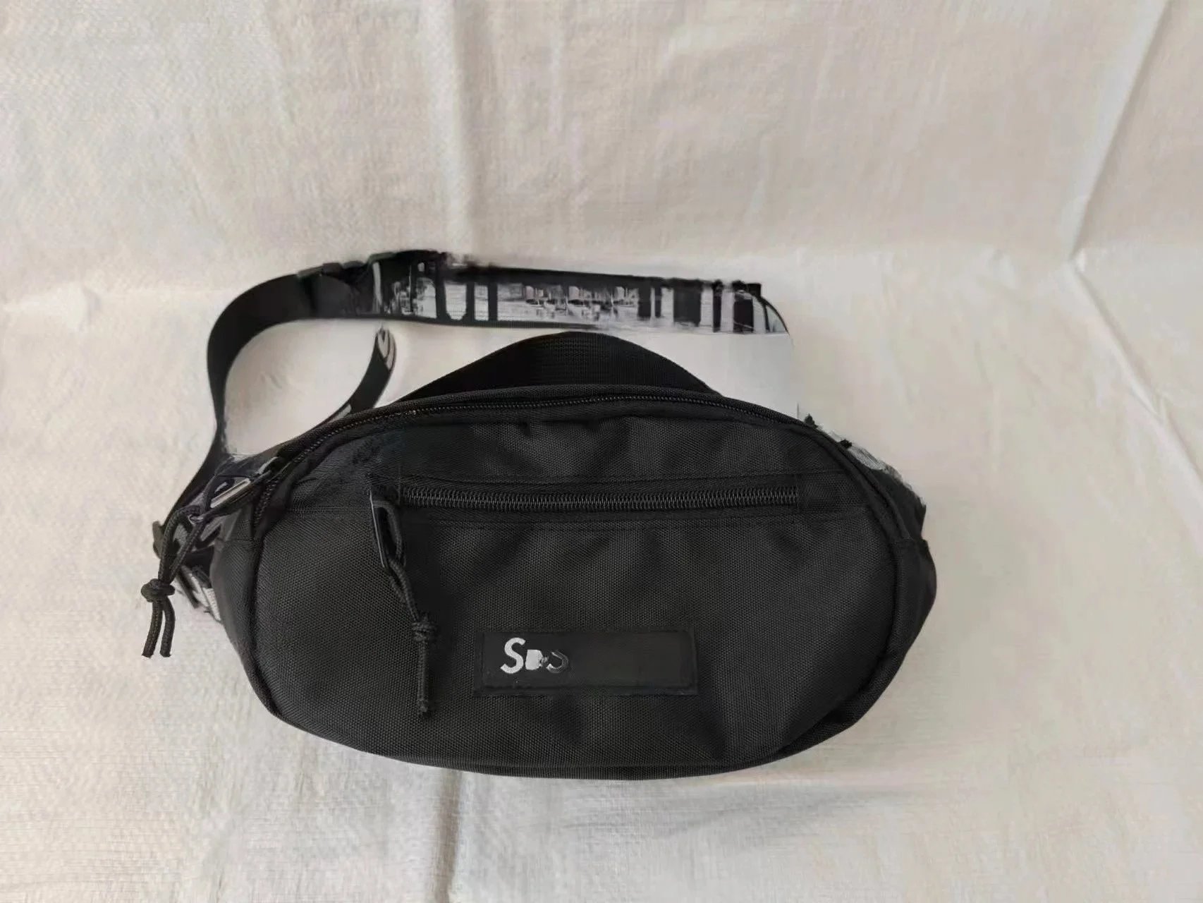 黑色 黑色