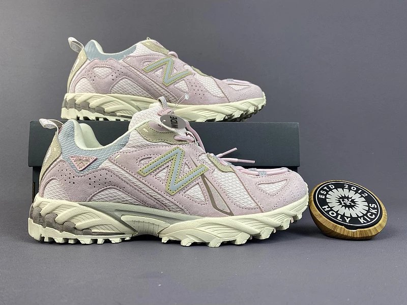 9 9