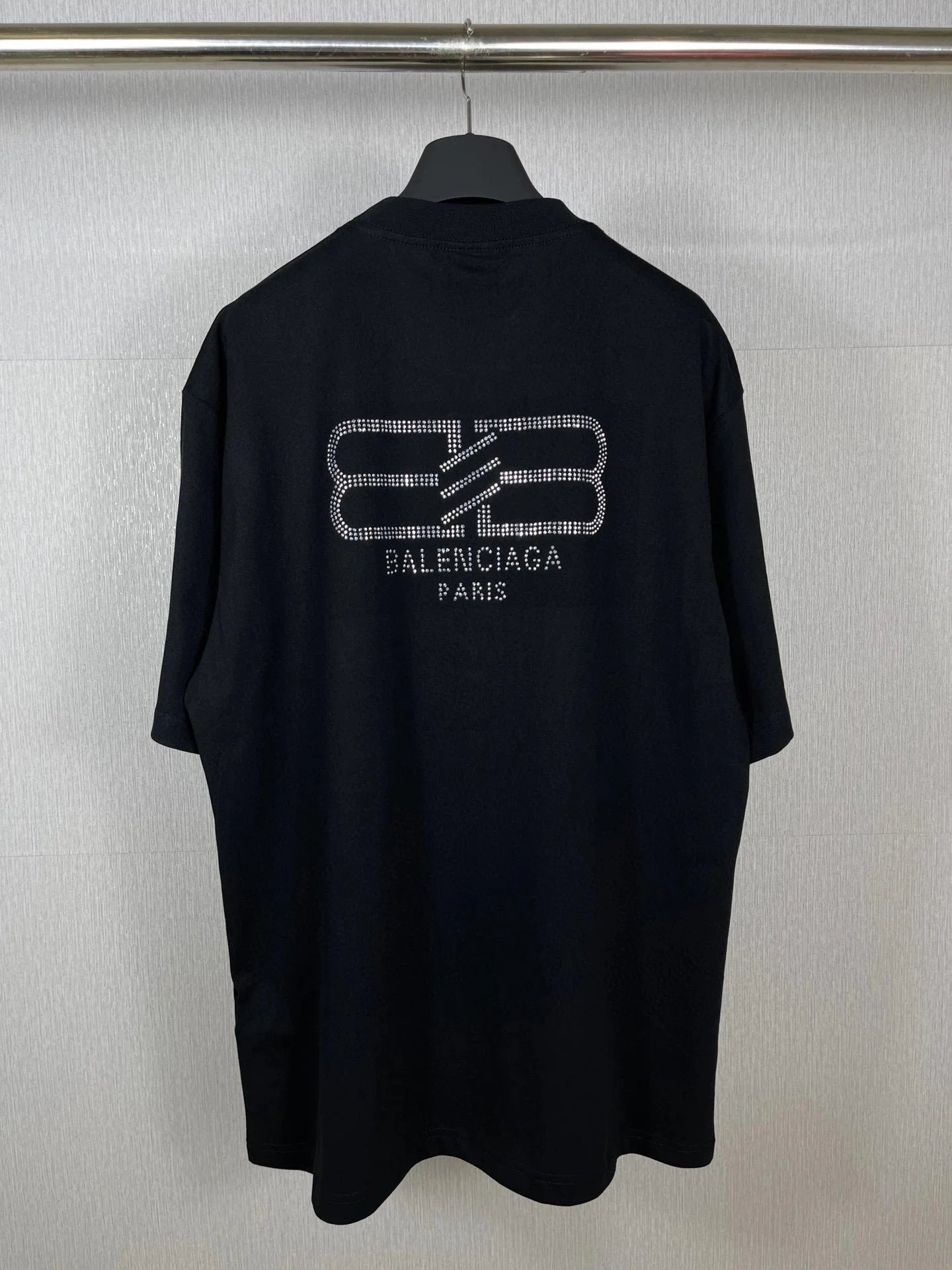 9 9