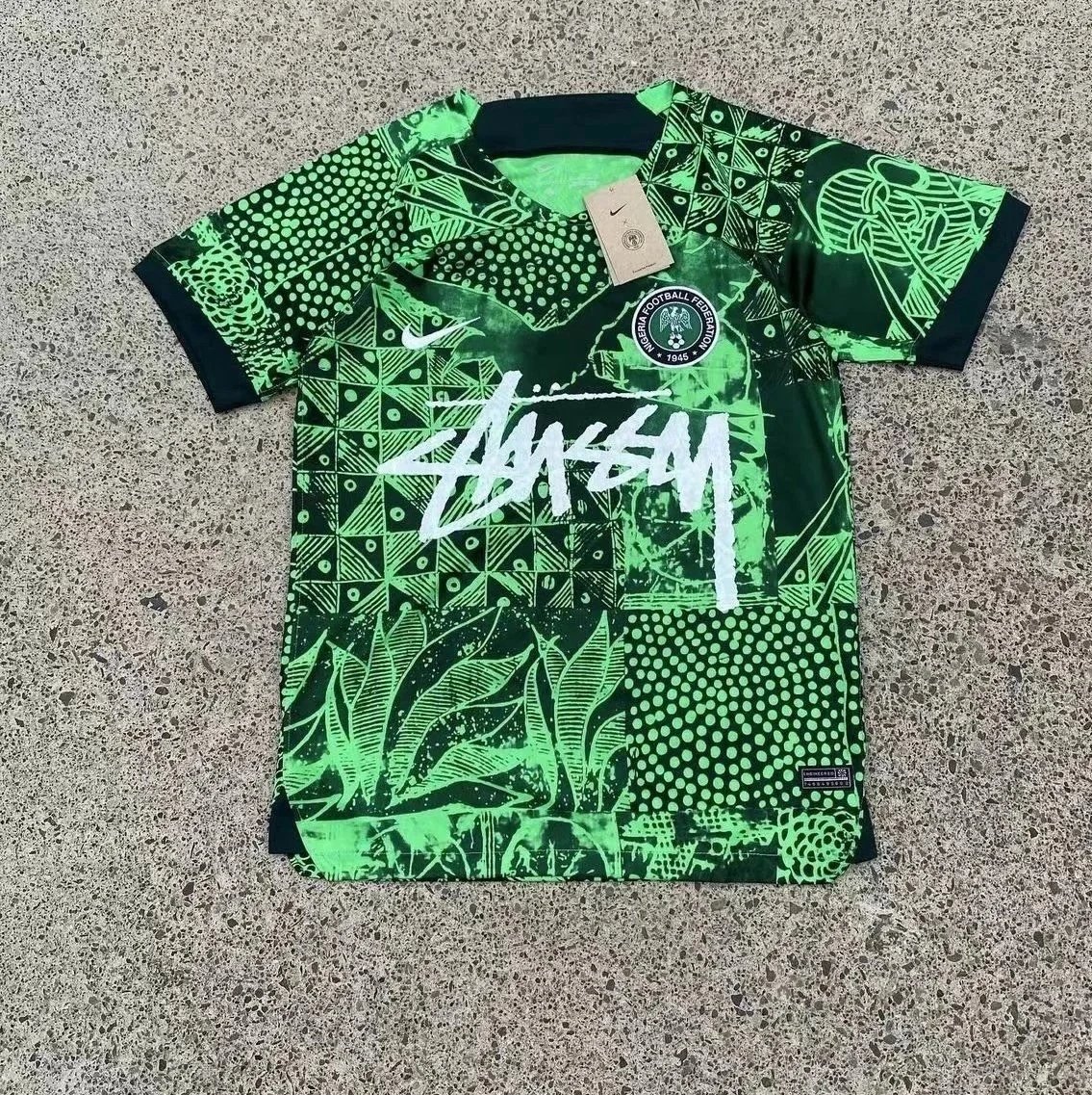 9 9
