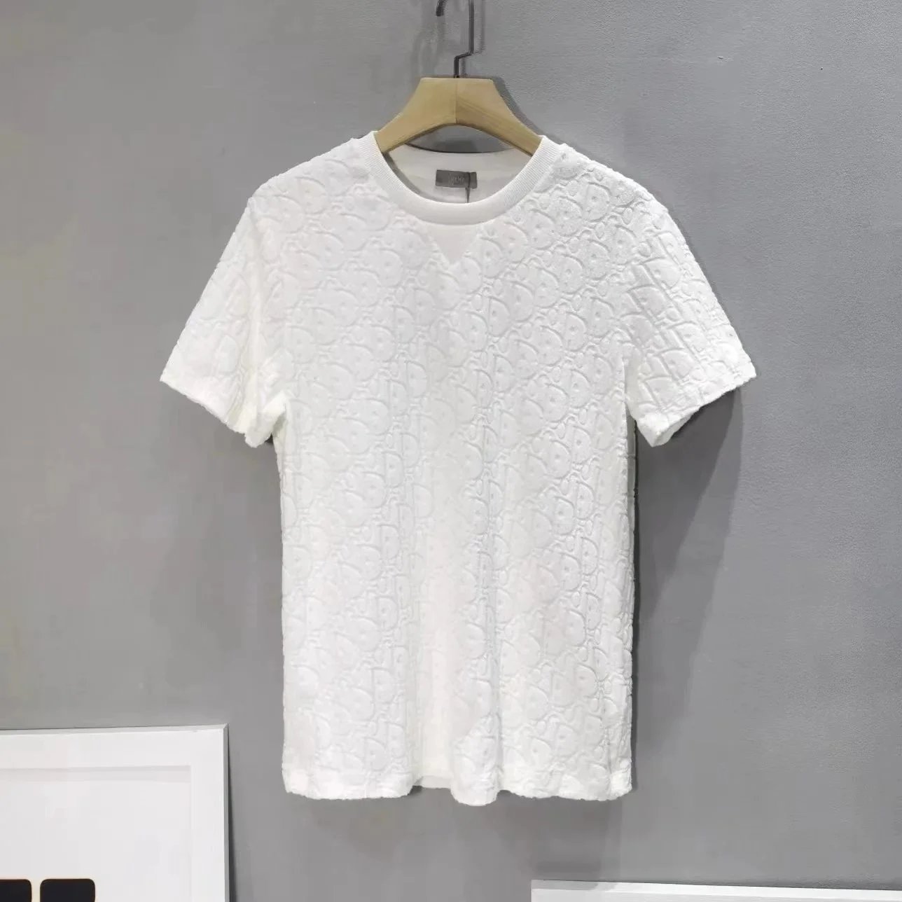 19 white 19 white