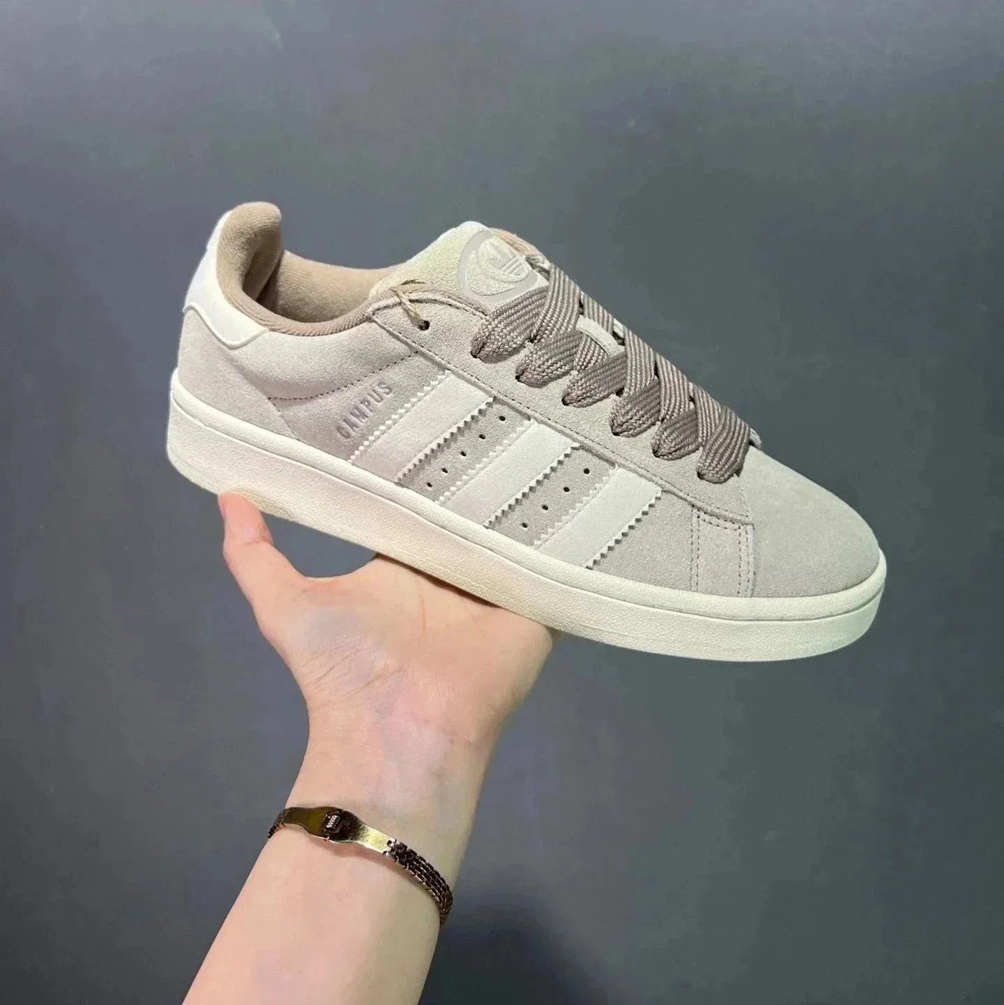 Khaki Khaki