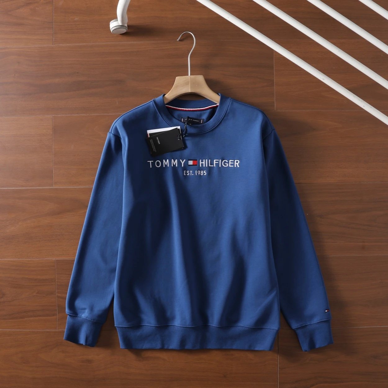 6 6