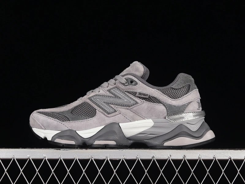 48 48