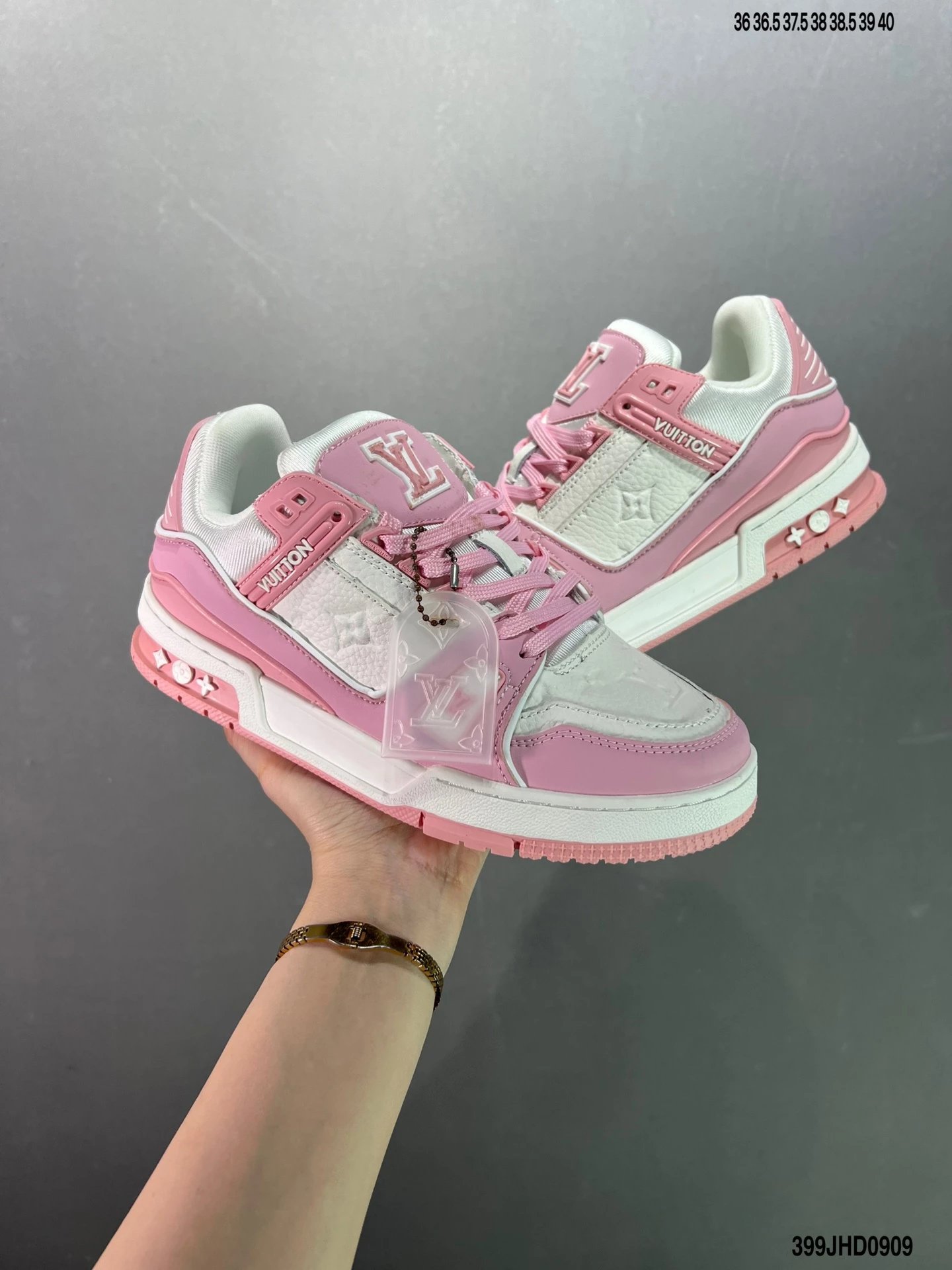 1 白粉 1 白粉