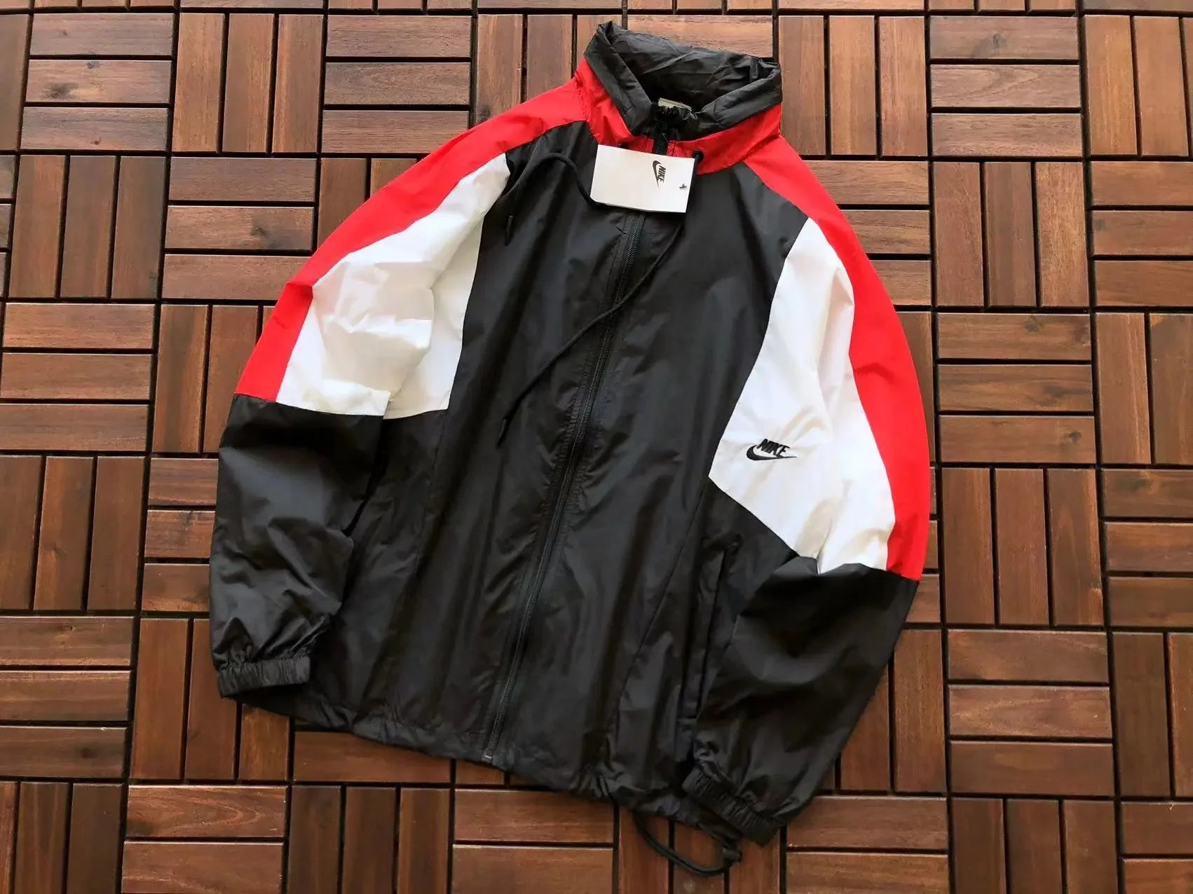 8 8
