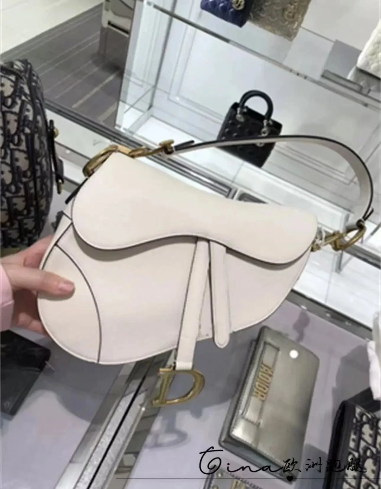 4 4