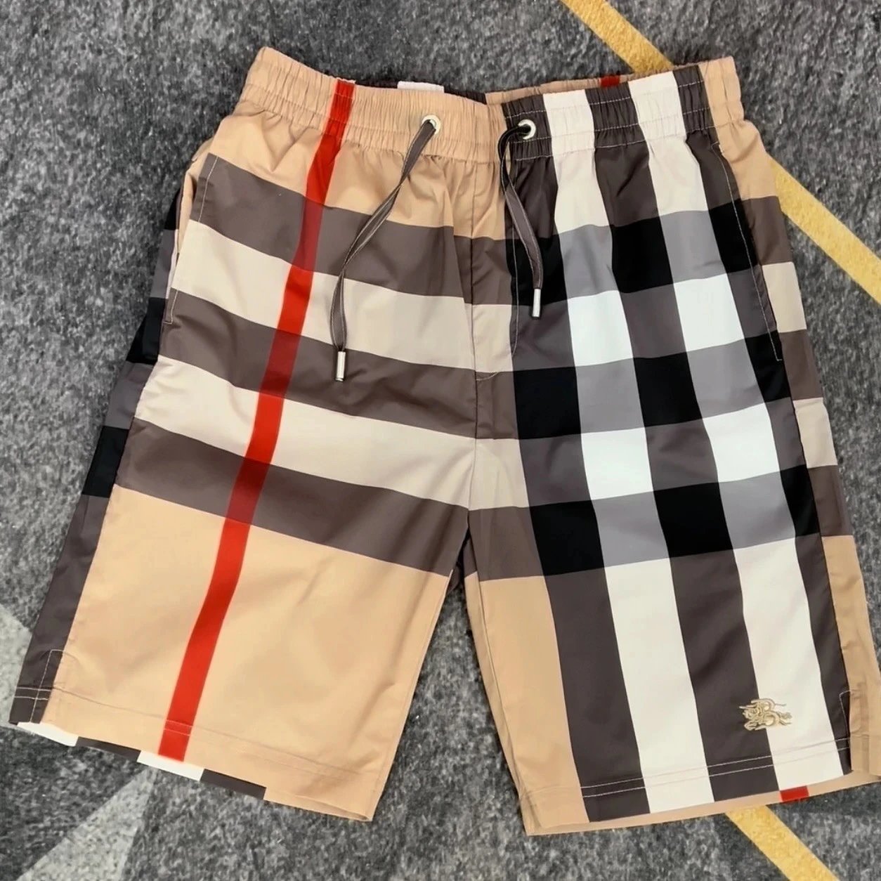 Burberry 1 Burberry 1