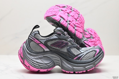 9 9