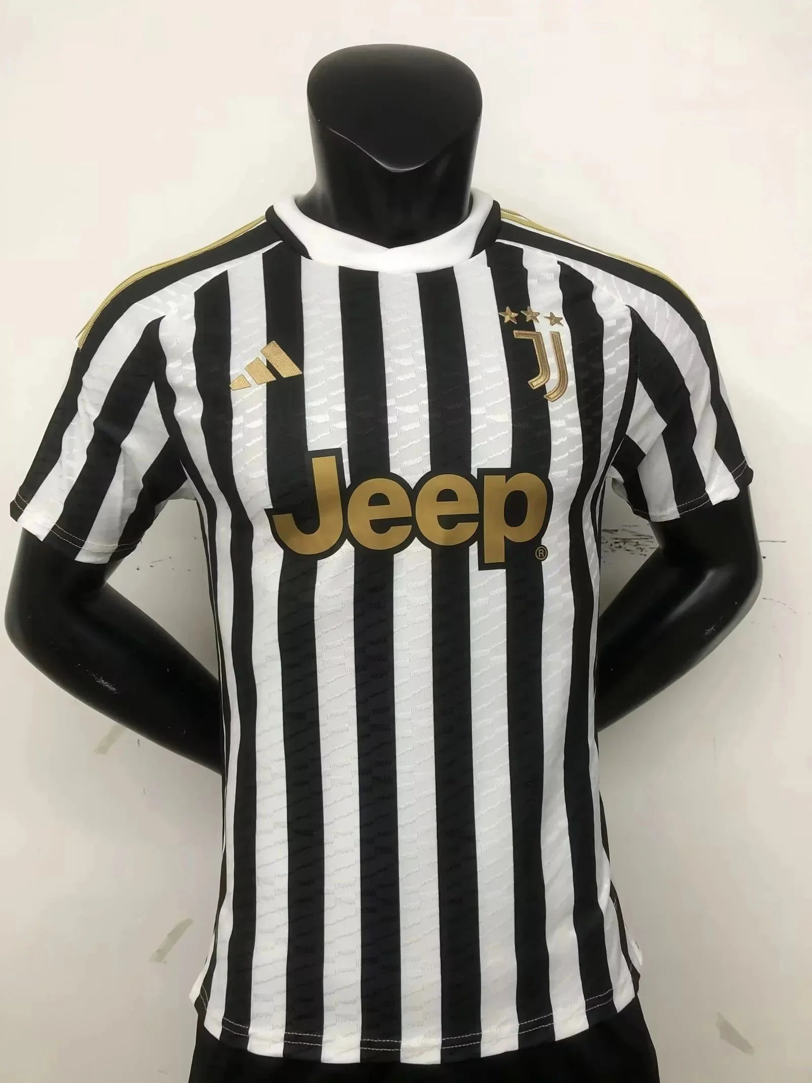 2324尤文黑白 2324尤文黑白