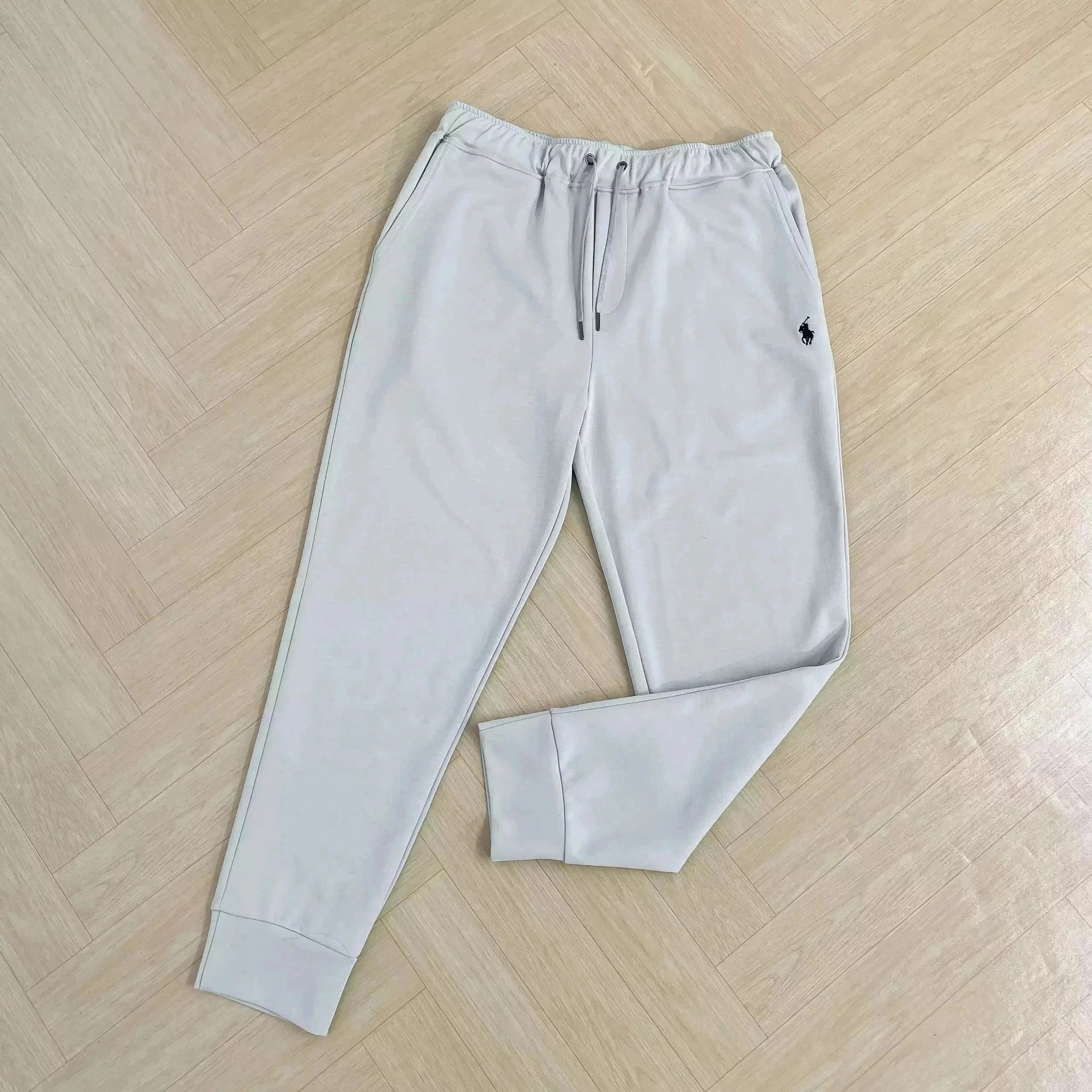25灰色002 25灰色002