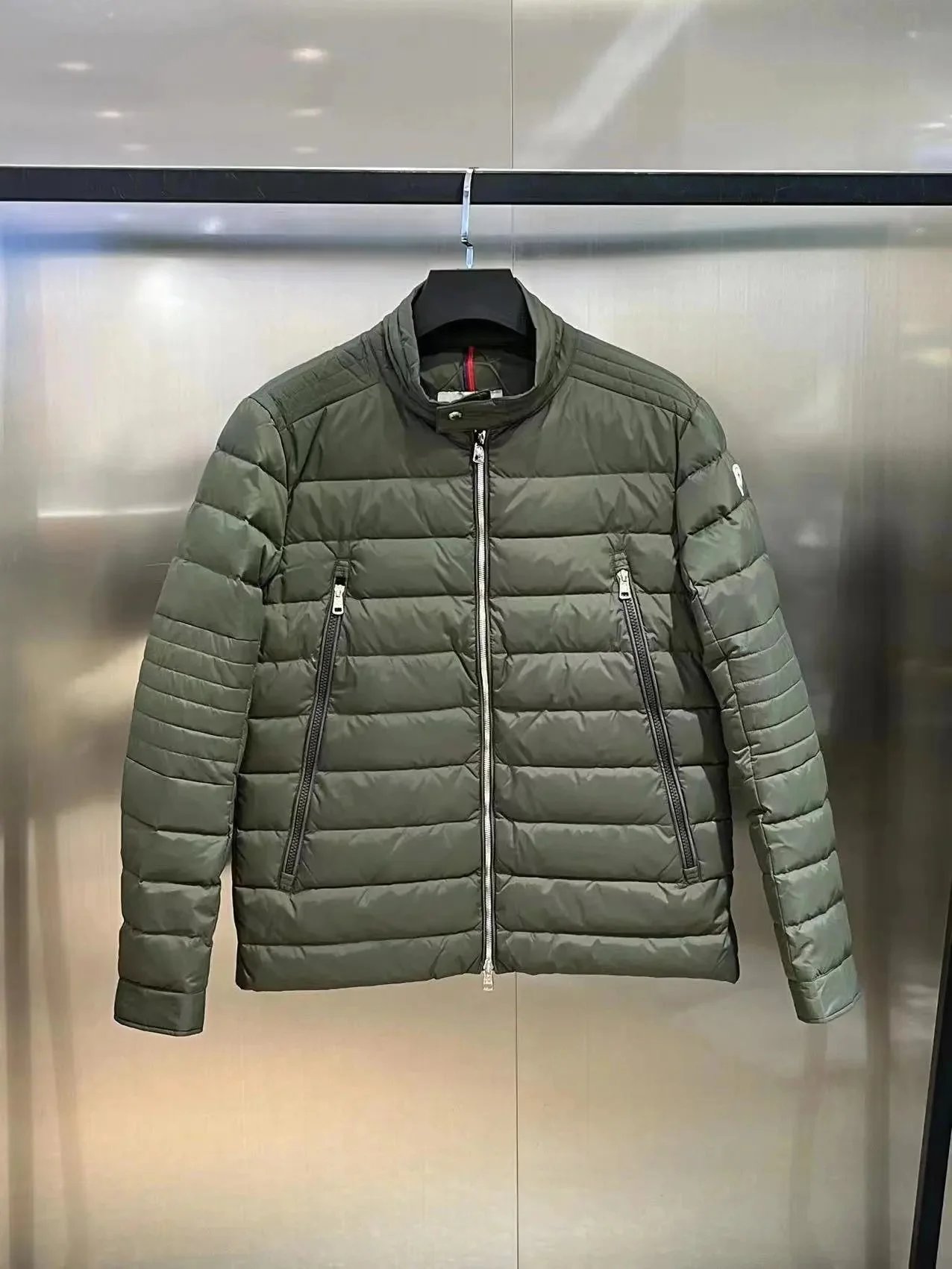 9 9
