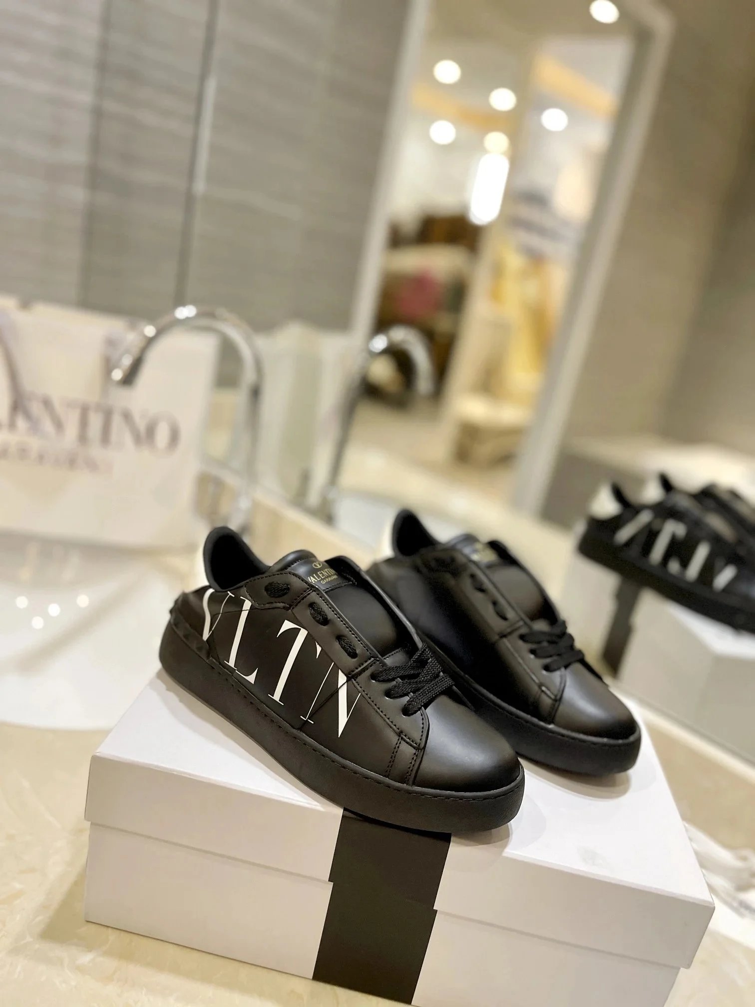 2 2