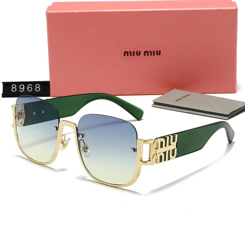 32 32