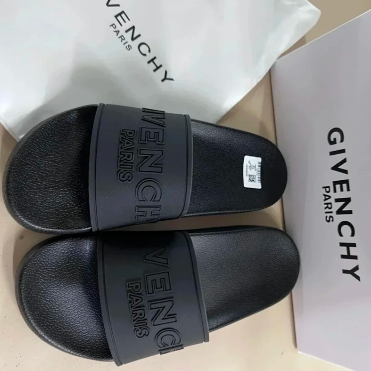 33 33