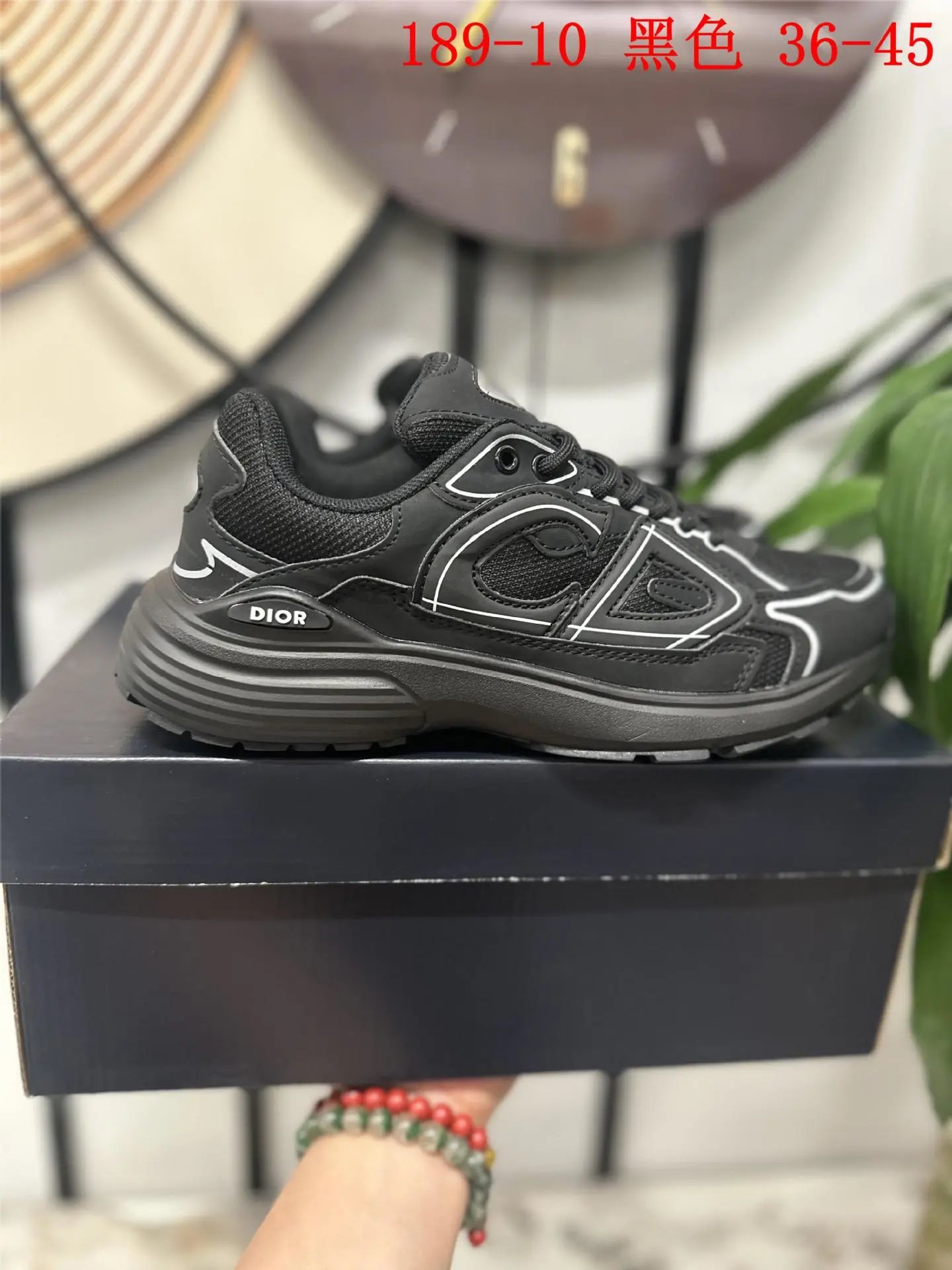 01 01