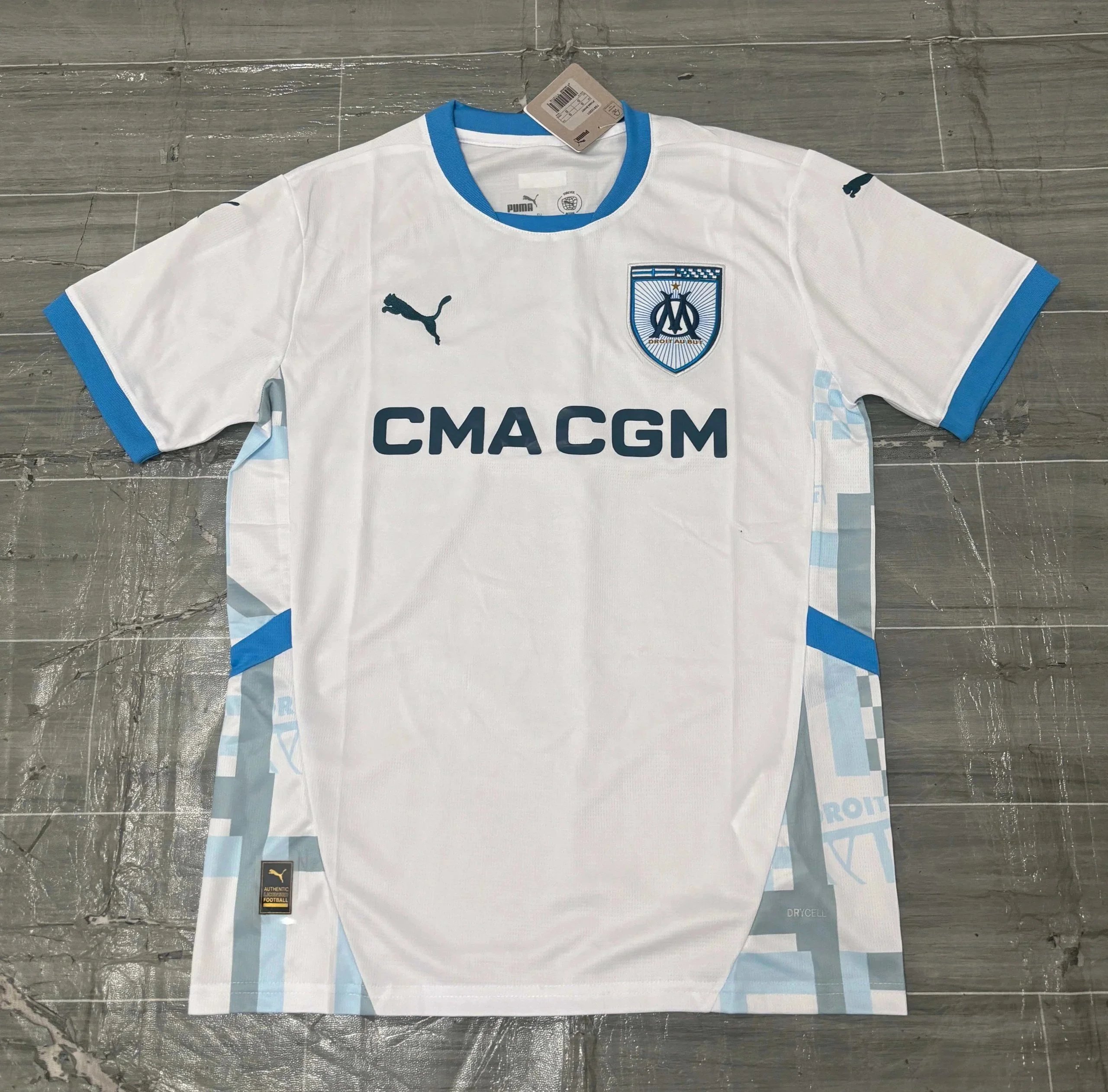8 8
