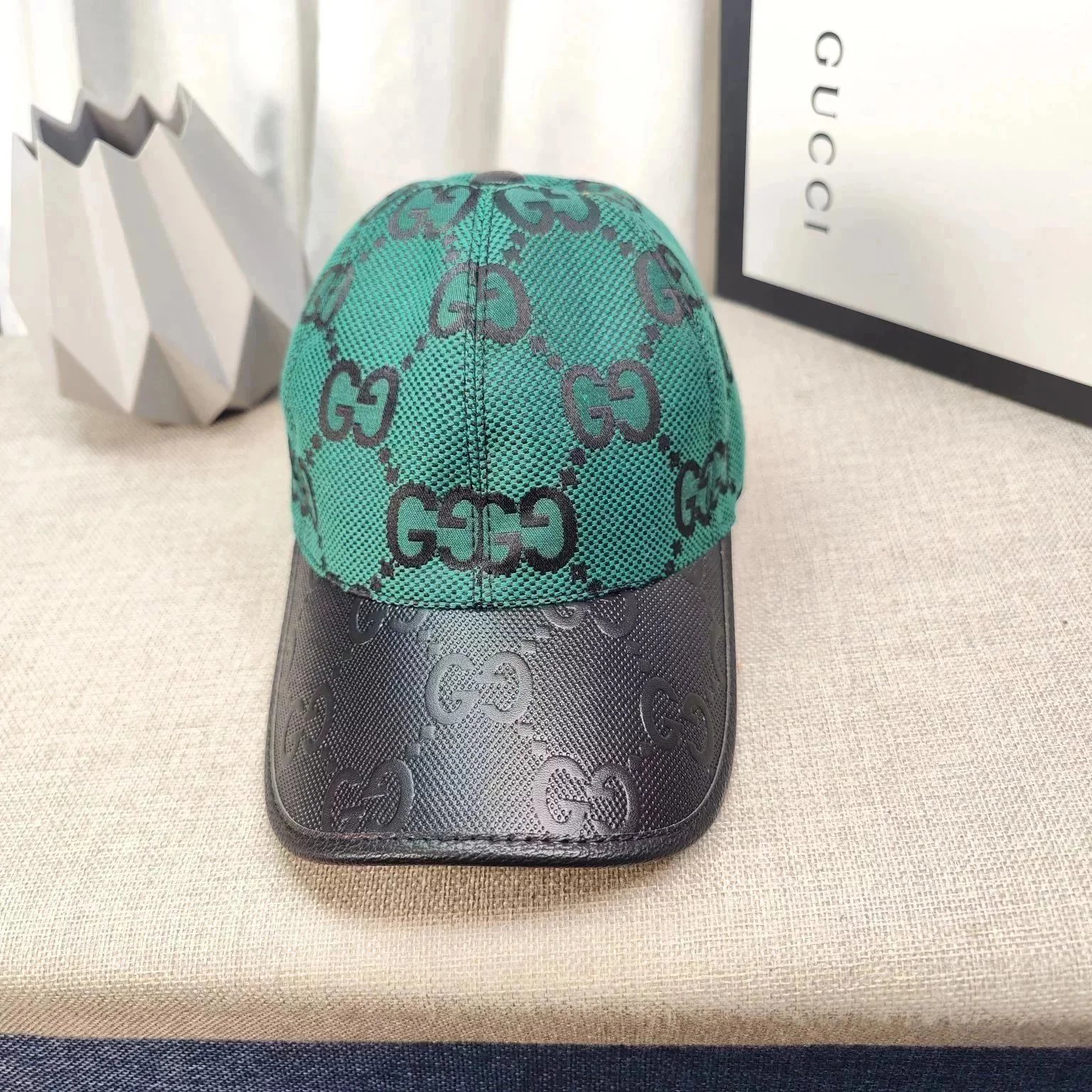 47 47