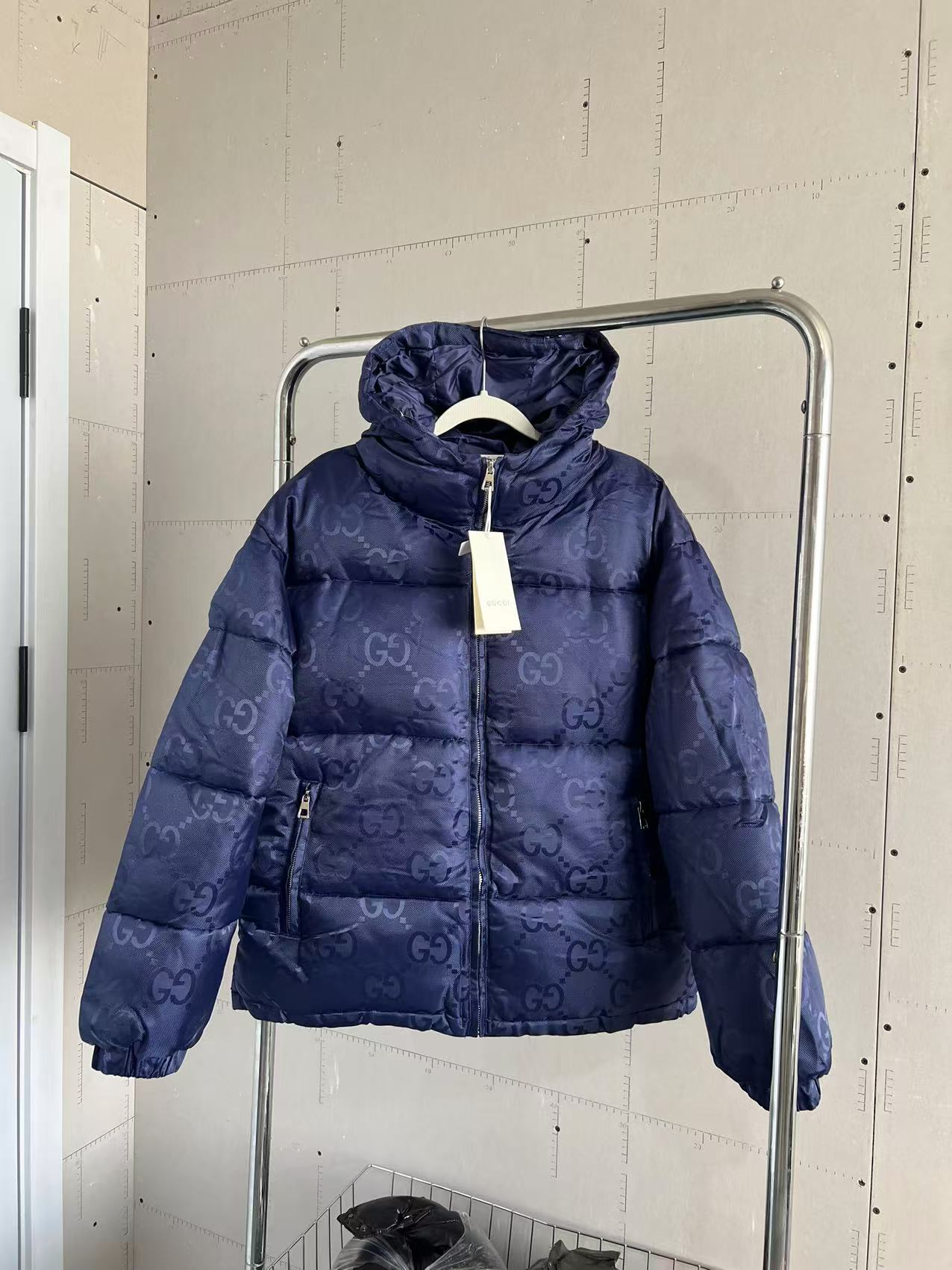 G羽绒服深蓝 G羽绒服深蓝