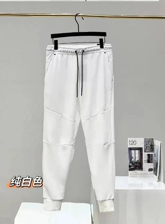 白色 白色
