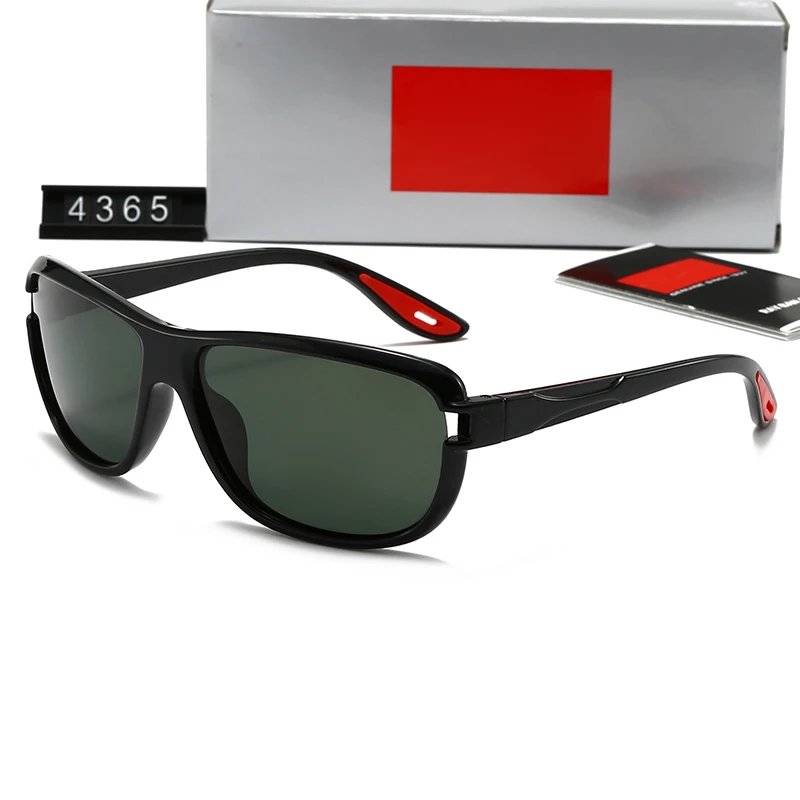 32 32