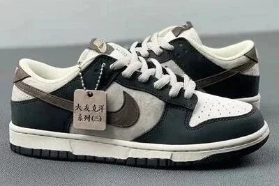 9 9