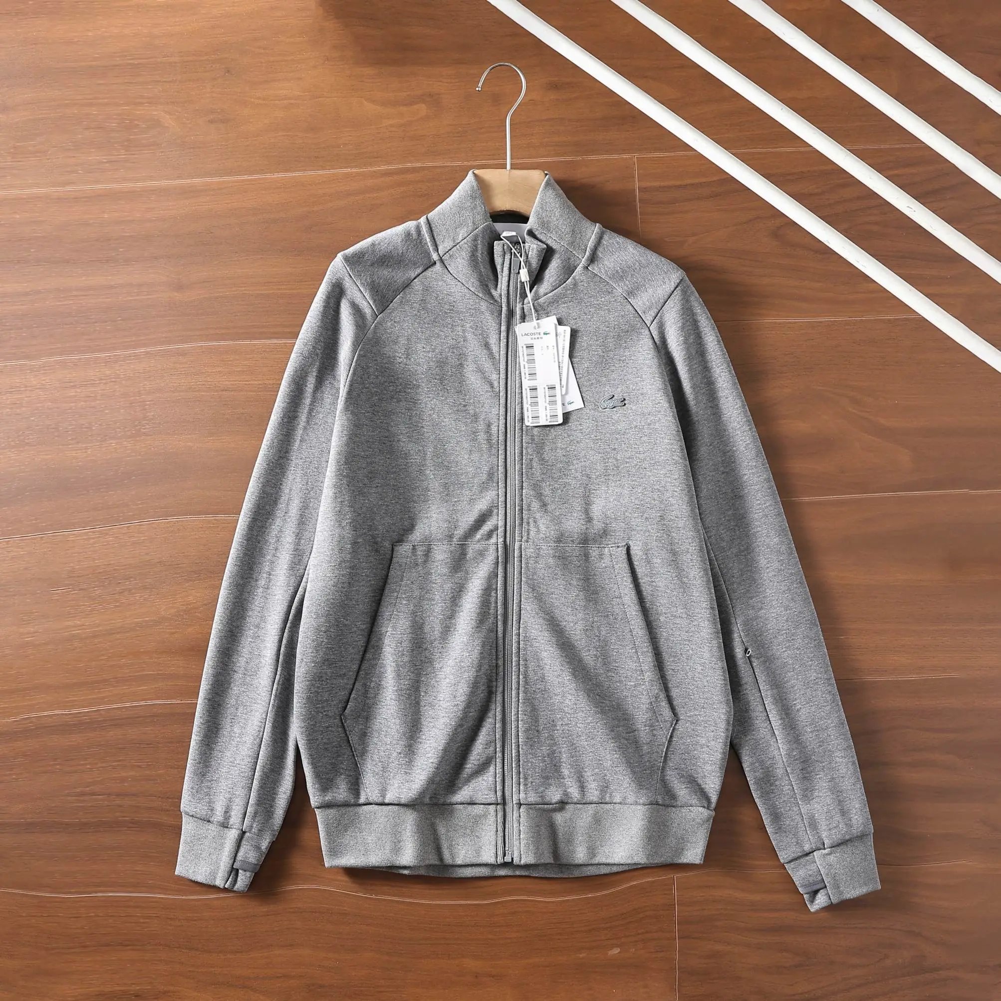 白色 白色