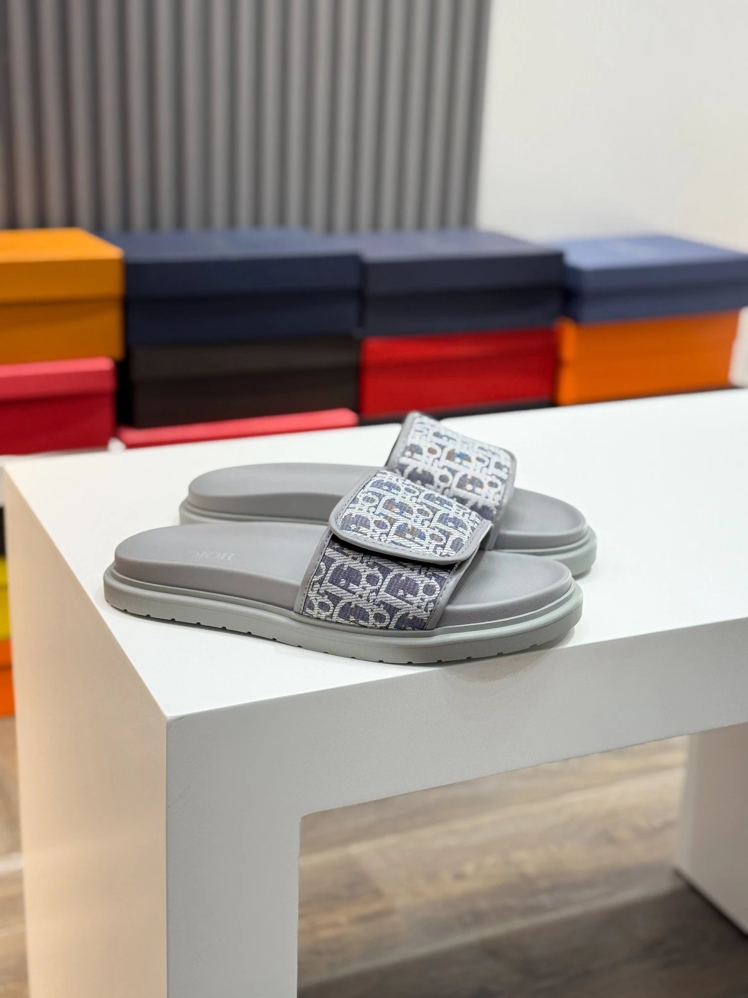 2 2