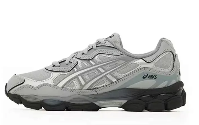 9 9