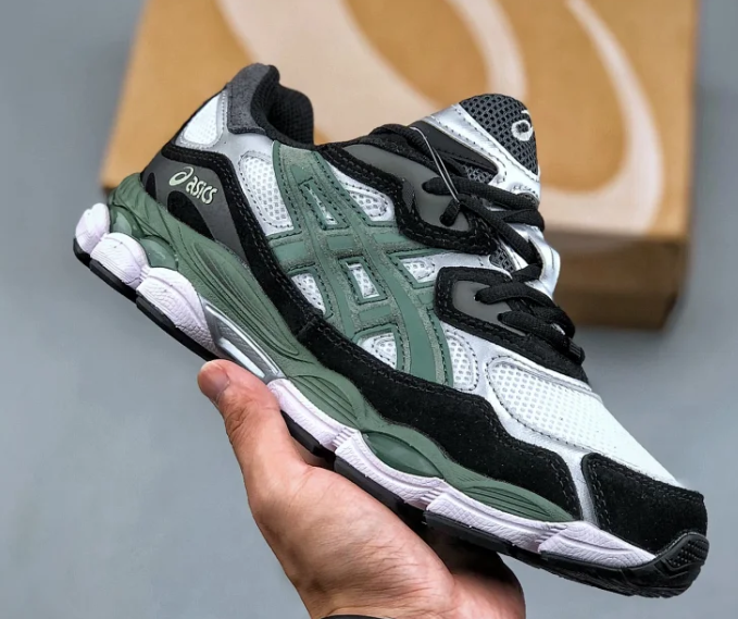 7 7
