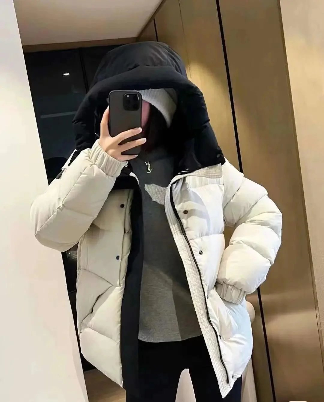 白色 白色