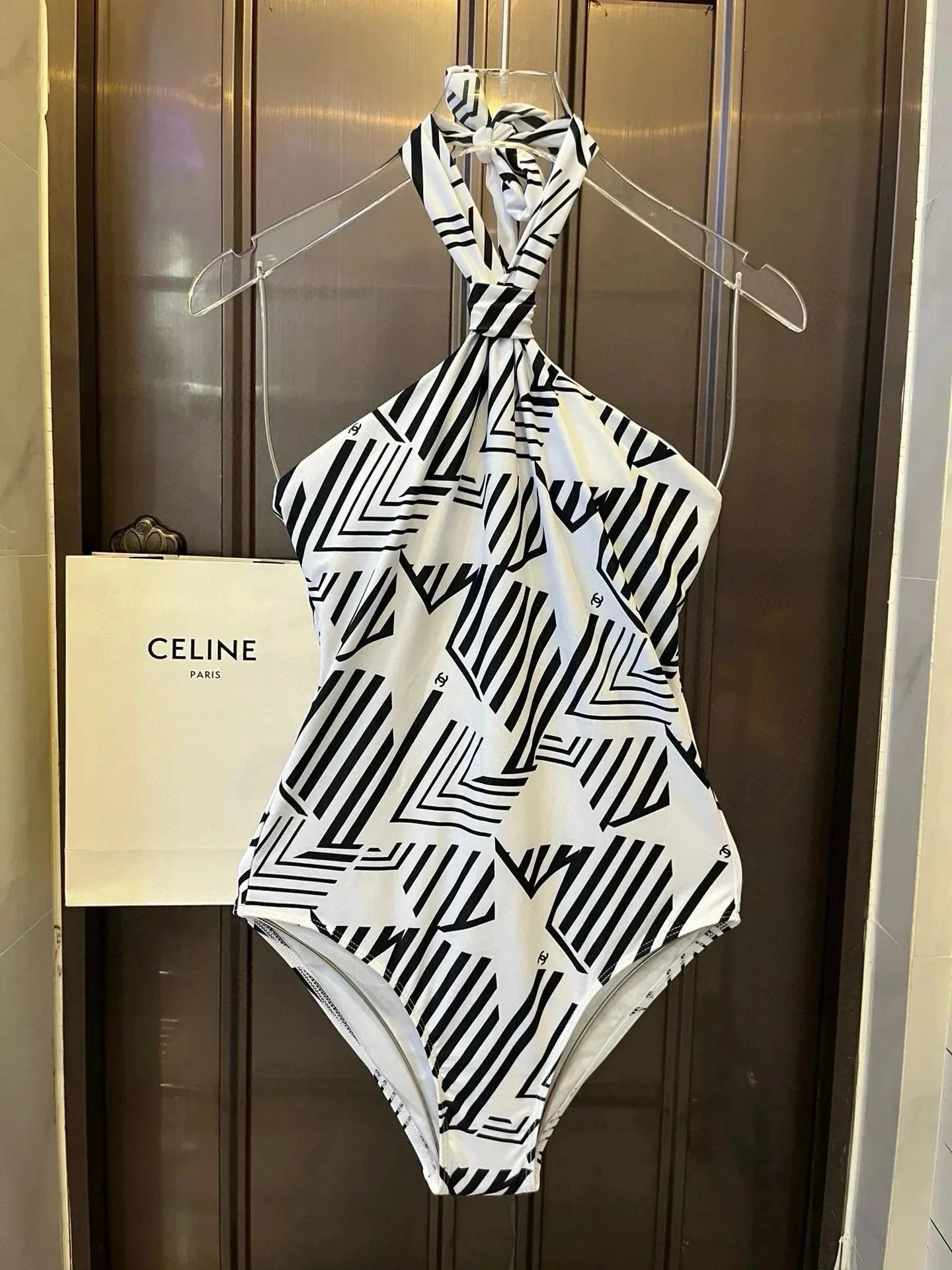 030339054 030339054