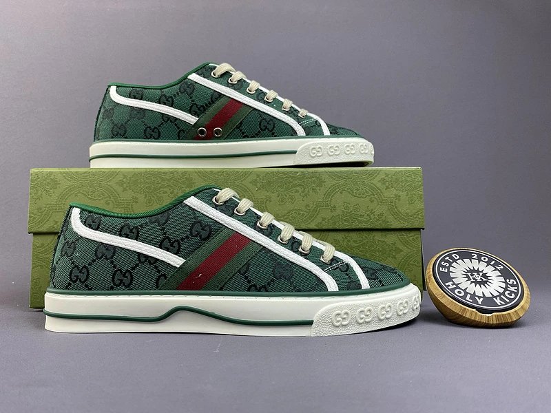 4 4