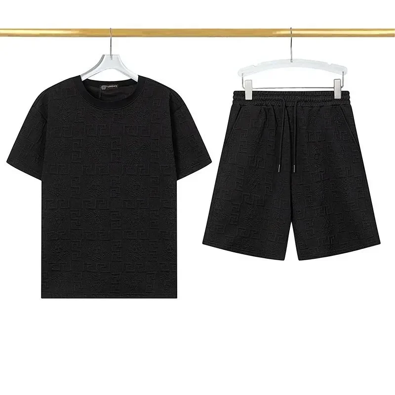 032 032