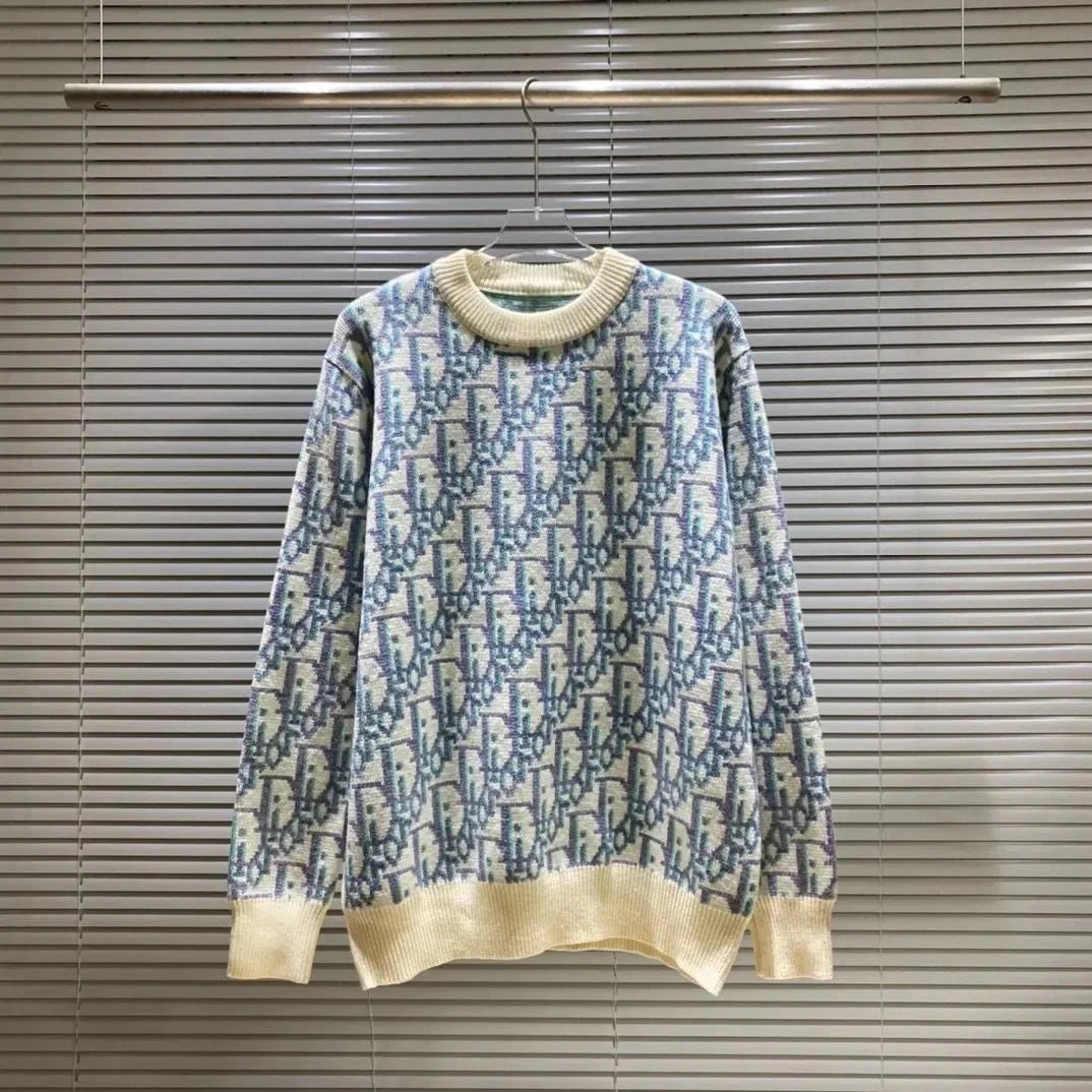 4 4