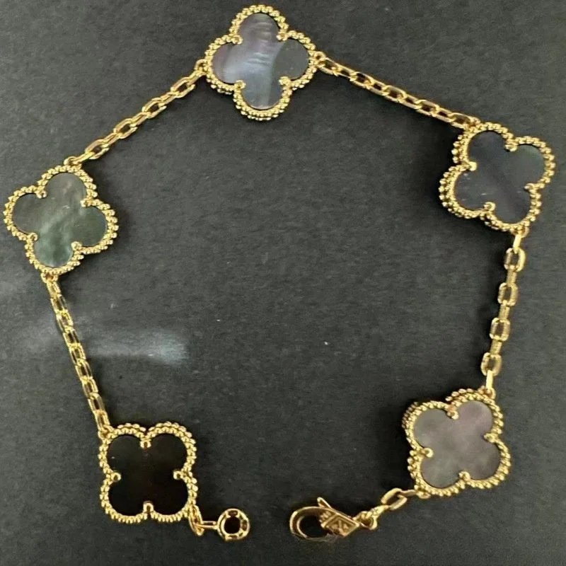 9 9