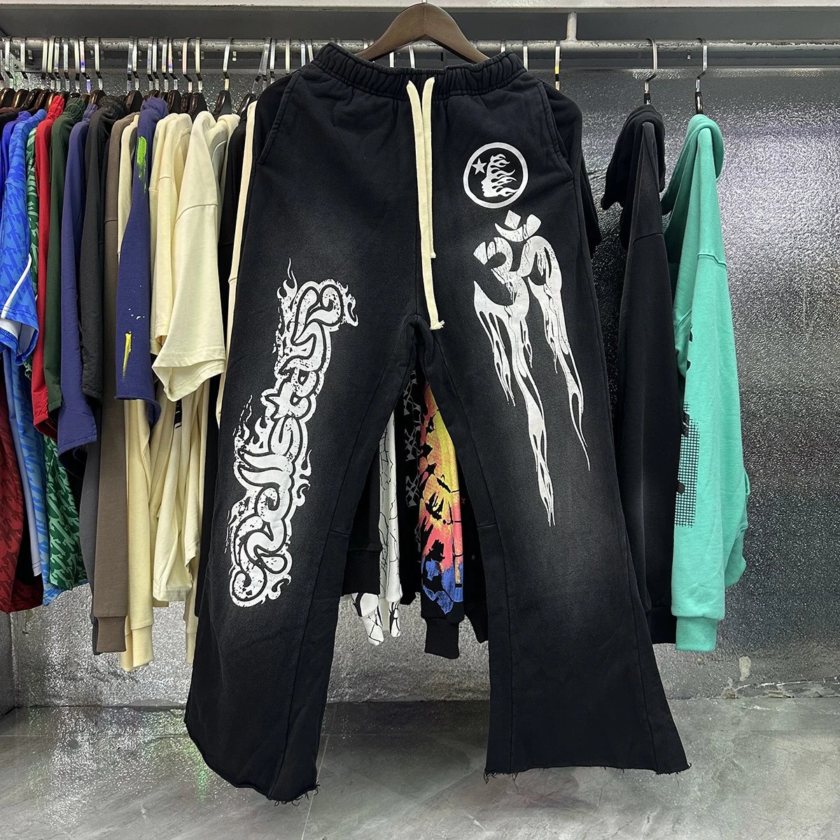 2305 黑色 2305 黑色