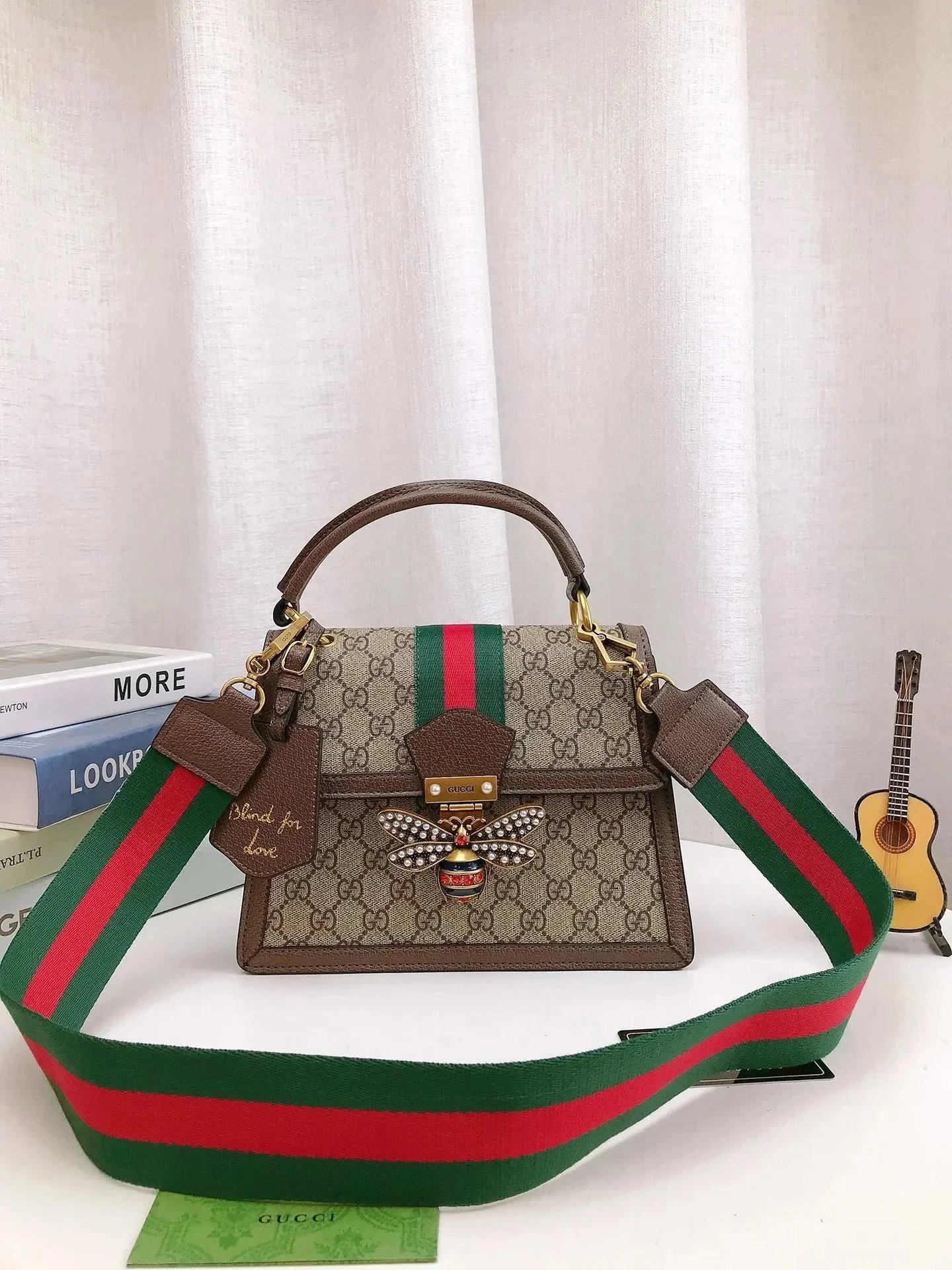 050403043-2(Size:24*18cm) 050403043-2(Size:24*18cm)