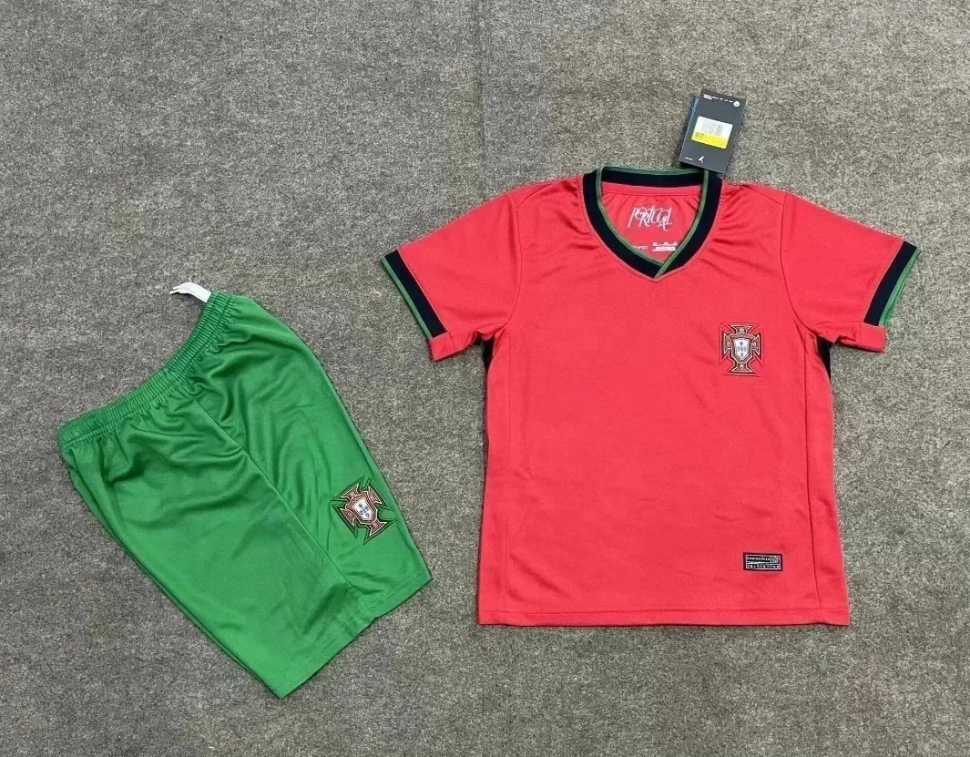 24–25 Portugal home game 24–25 Portugal home game