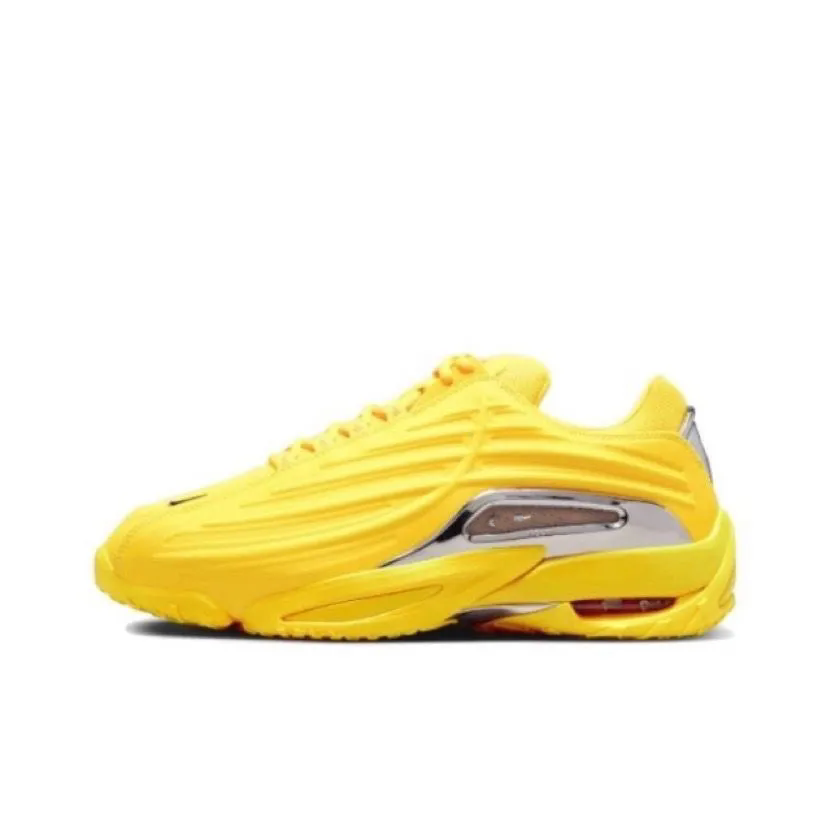 01 01