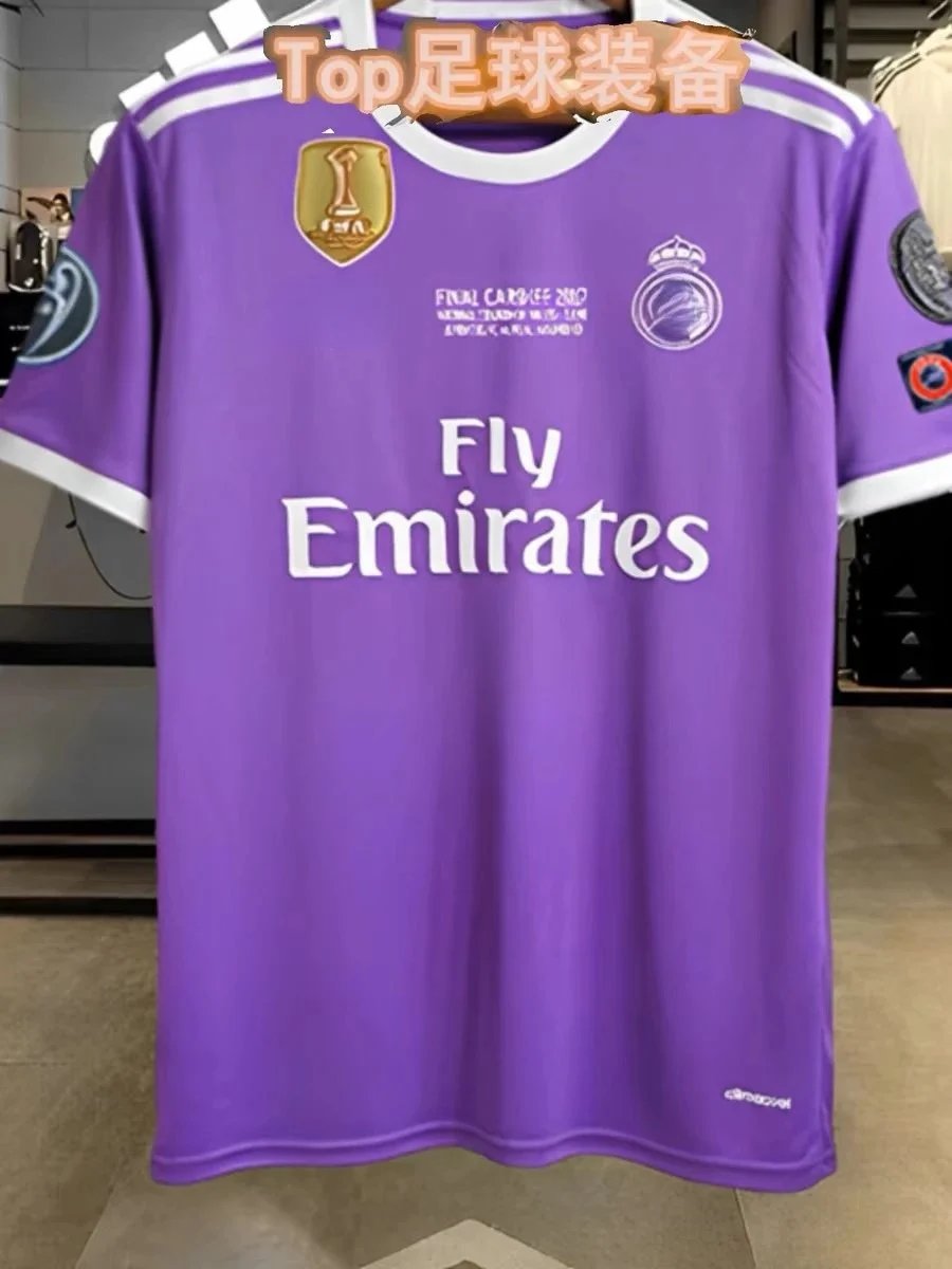 16-17客场+印3臂章 16-17客场+印3臂章