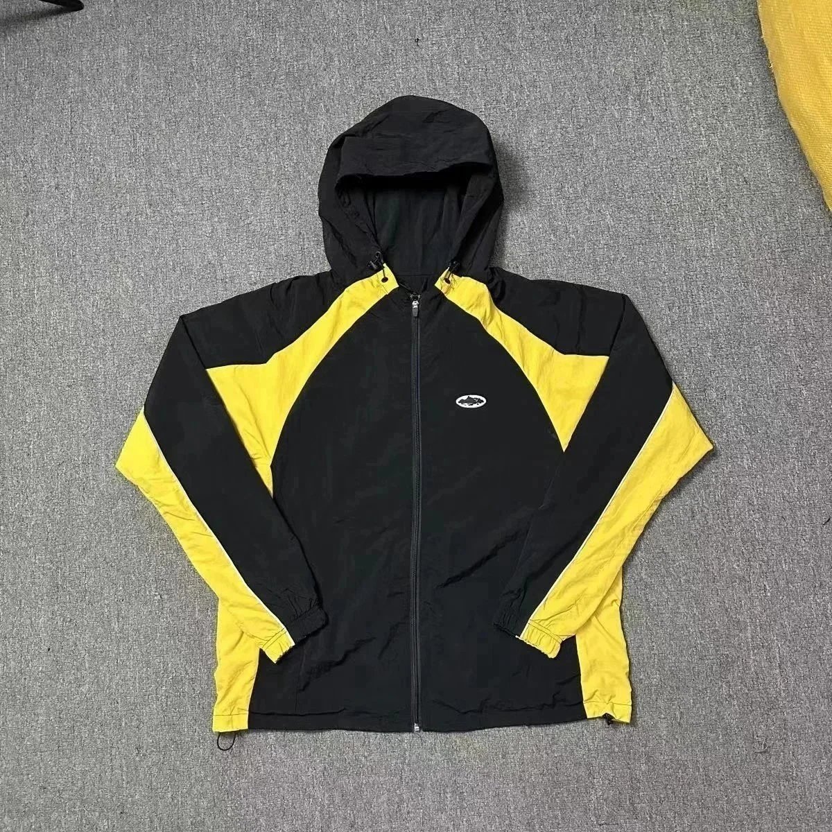 19 19